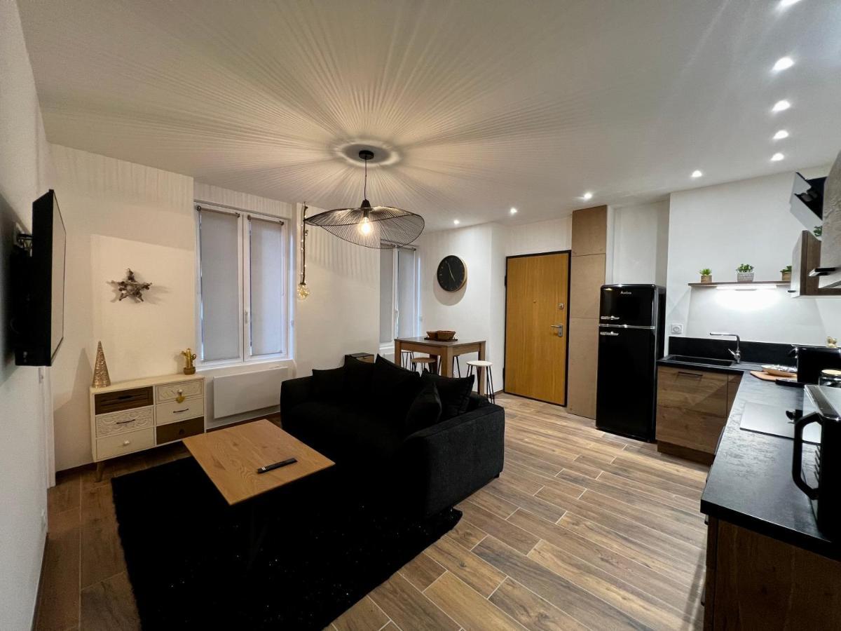 Appartement Cosy Centre Ville Roanne Bagian luar foto